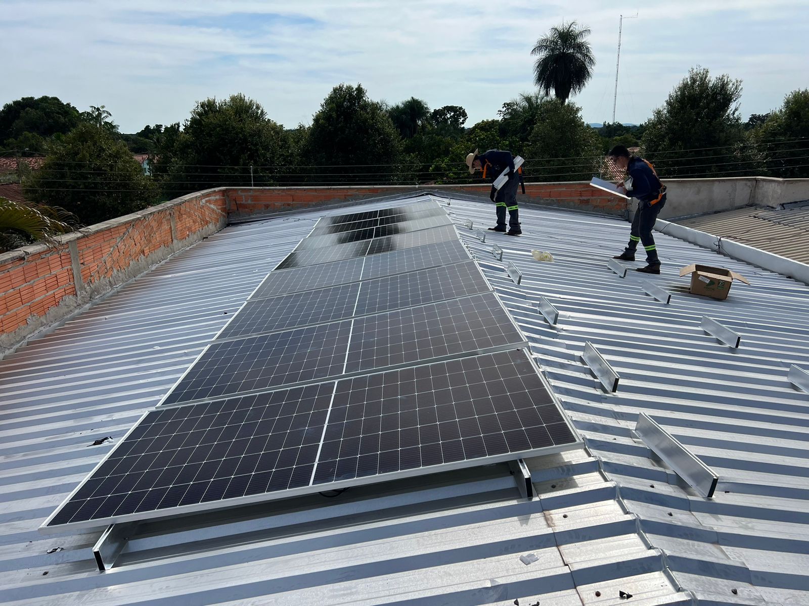 Sustentabilidade em Ação: Câmara Municipal de Abreulândia Instala Placas de Energia Solar Fotovoltaica