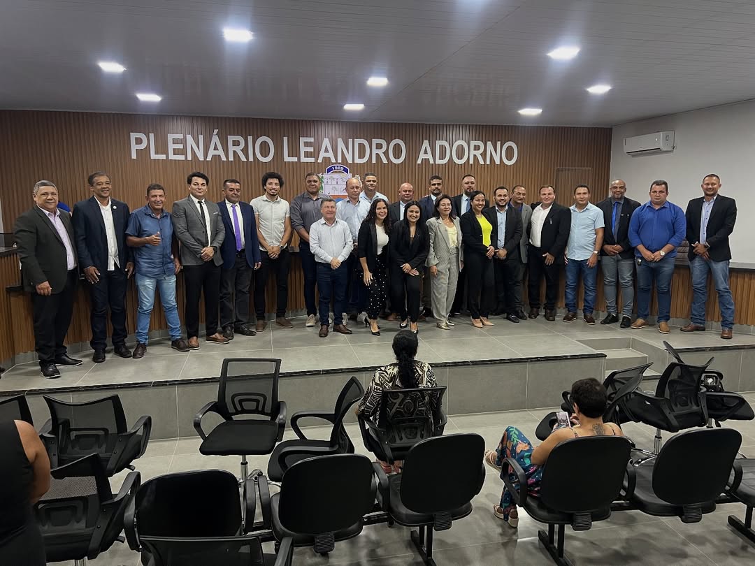 Vereadores de Abreulândia participam da reinauguração do Plenário Leandro Adorno em Divinópolis (TO)